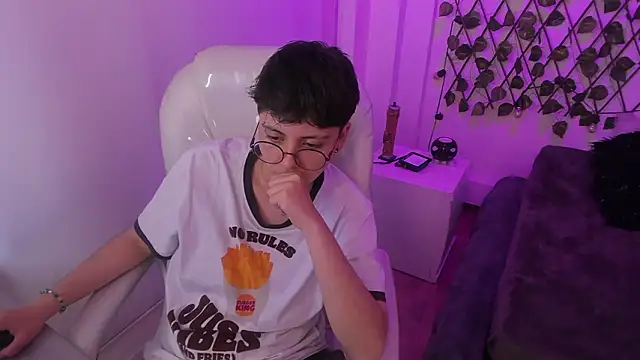 Nathaly_ds Obrolan Langsung XXX