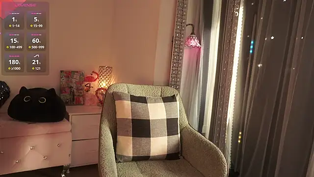 Mysticxkitty 即時 XXX 聊天