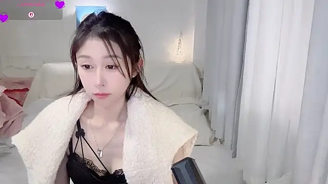 Chat +18 de Fayebae_11 ao vivo