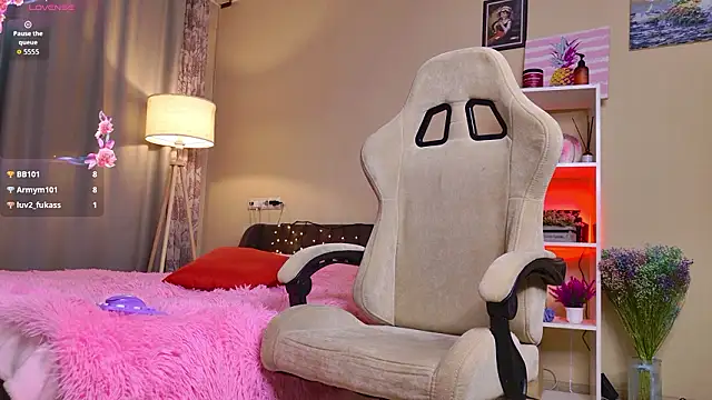 MirelluneのライブXXXチャット