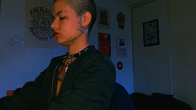 alex_one888 Chat XXX in diretta