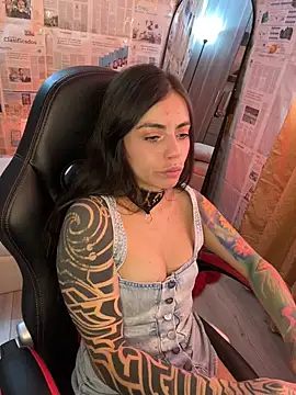 i_am_nina_ – Live XXX-chat