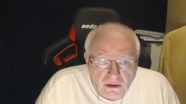 lonely_peter's Webcam Show