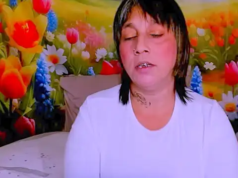 indianroxyのライブXXXチャット