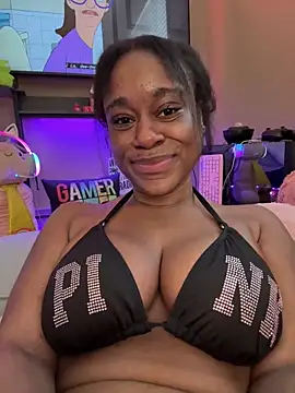 Chat XXX en directo de TikaMoon