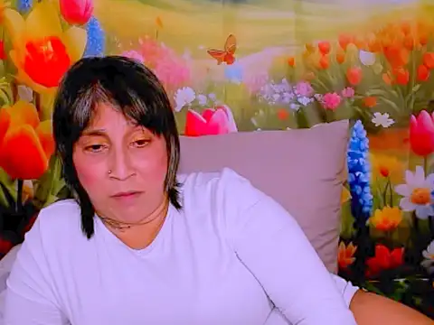 indianroxyn Live XXX chat