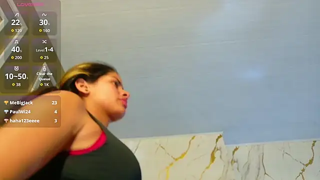 nairobi8's Live XXX Chat