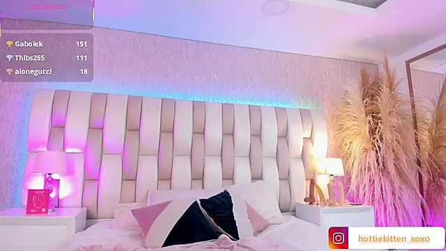 Viollet_xoxo: απευθείας συνομιλία ΧΧΧ