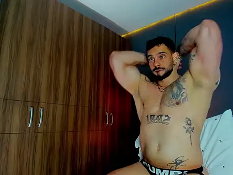 massimo_visconti – Live XXX-chat