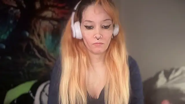 FRRANNKIE – Live XXX-chat