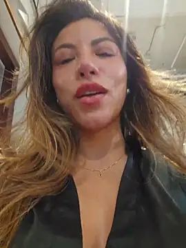 Karen_San_Miguel Pertunjukan Webcam