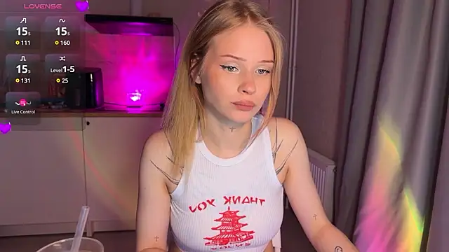 lisa_barbie লাইভ XXX চ্যাট