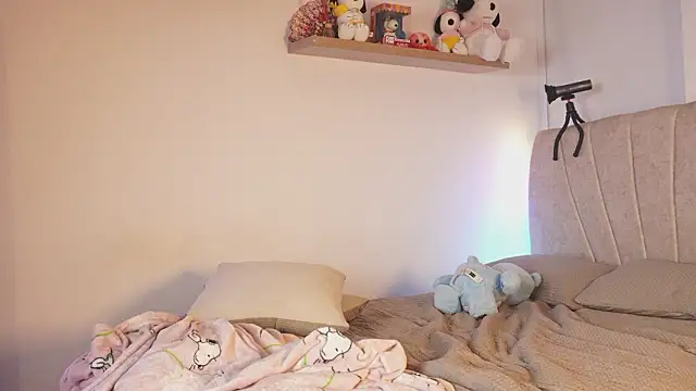 sweetlittlevenus Chat XXX in diretta