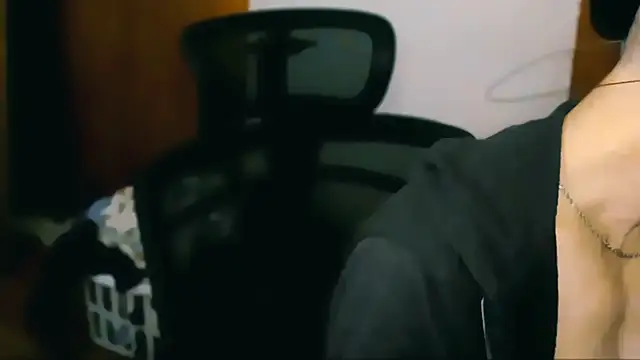 JockNThirsty 网络视讯表演