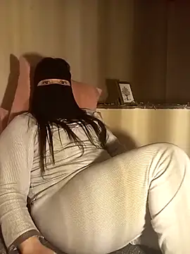 LONA-_- Live XXX-chat