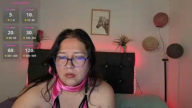 scarlett_widow_ Adlı Modelin Web Kamerası Şovu