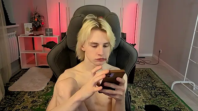 lucidangelok1 Adlı Modelin Canlı XXX Sohbeti