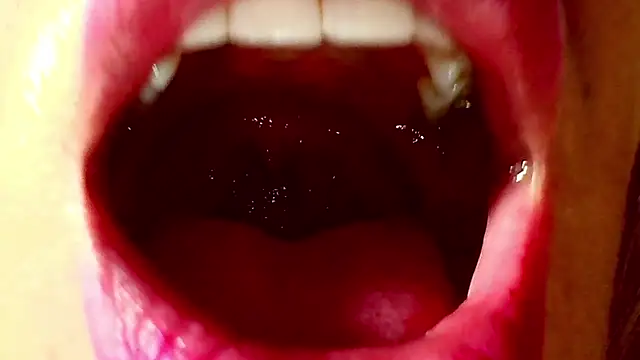 karol_kane Adlı Modelin Canlı XXX Sohbeti