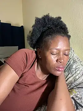 Sue_Knowledge live XXX chat