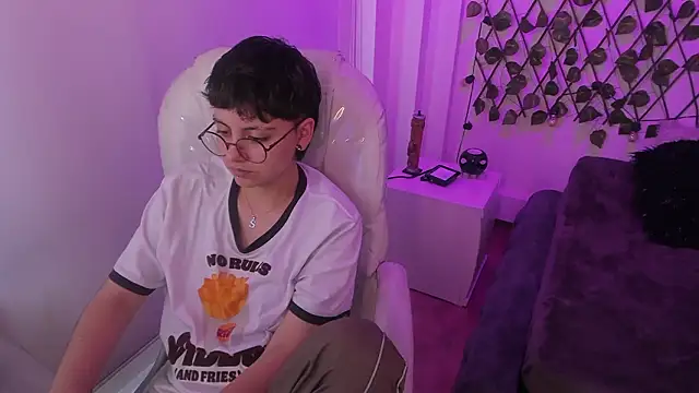 Nathaly_ds' Live XXX Chat