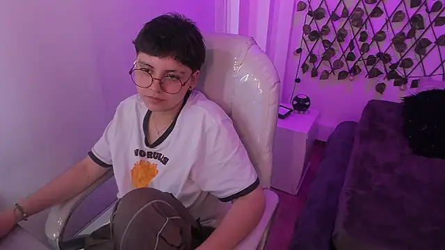 Chat +18 de Nathaly_ds ao vivo