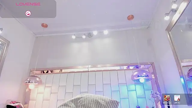 LADY_HELLEN's Live XXX Chat