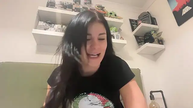 Petitecookie: διαδικτυακό σόου στην κάμερα