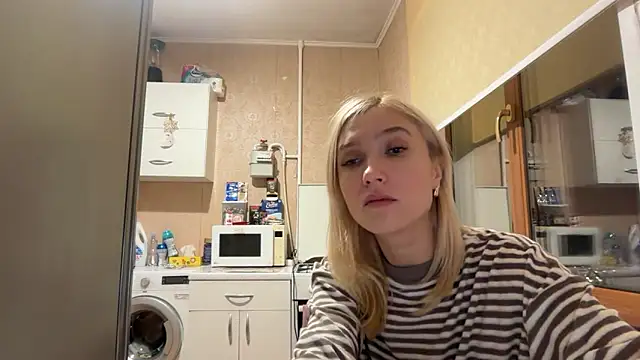 دردشة AngelJeni الجنسية المباشرة