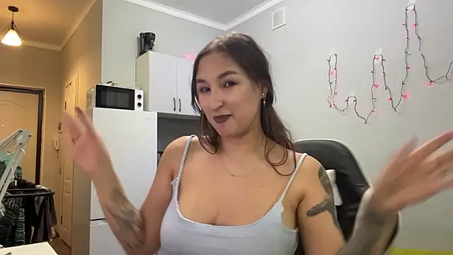 YettaUrive লাইভ XXX চ্যাট