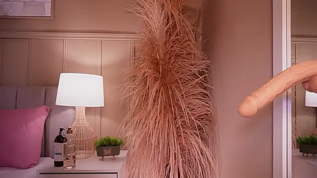 Chat +18 de curvyliciousss ao vivo