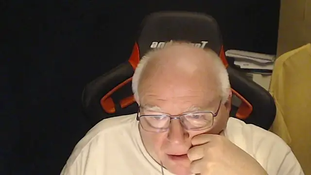 lonely_peter Webcamshow