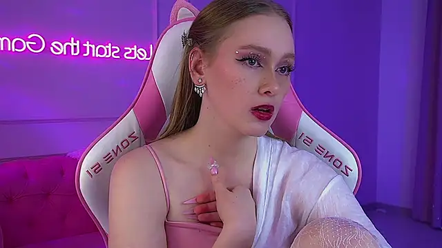 AgataFoxley live XXX chat