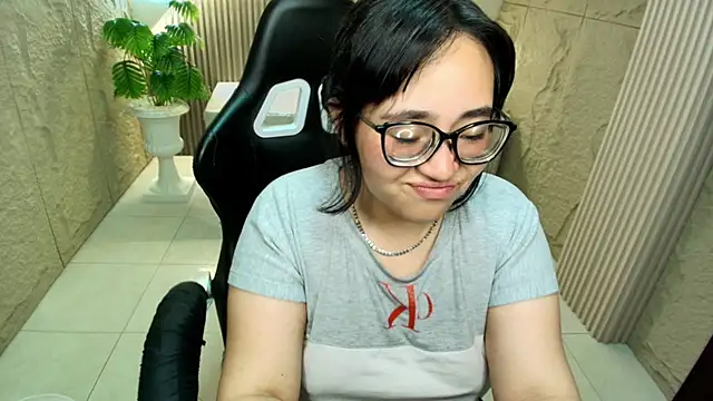 bunny_mich_r Obrolan Langsung XXX