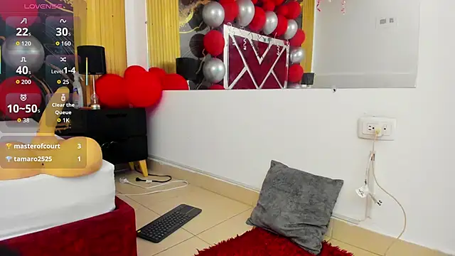 VioletRose_as Adlı Modelin Canlı XXX Sohbeti