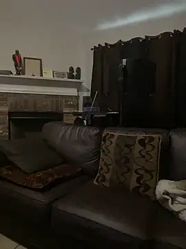 Fathero1time: διαδικτυακό σόου στην κάμερα