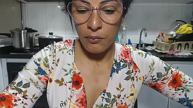 kateleyagrey Live XXX-chat