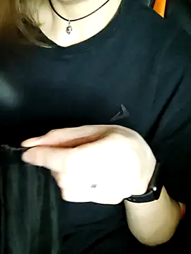 Aashikalaa – Naživo XXX chat