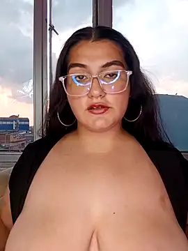 Chat +18 de kendra_crow_ ao vivo