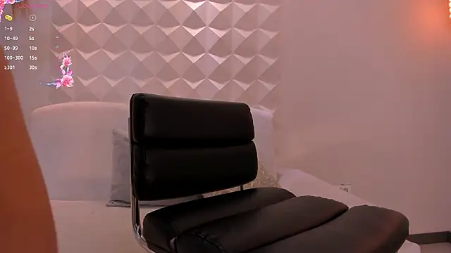 JuanitaClay's Live XXX Chat