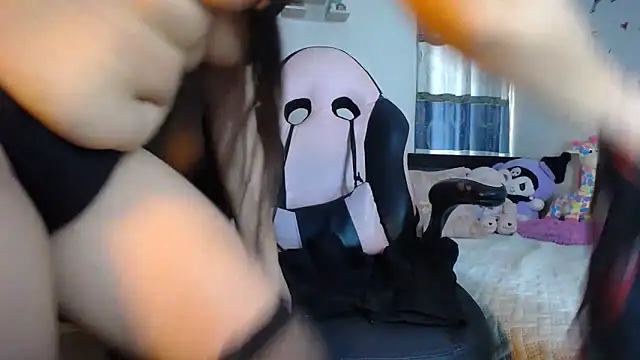 Онлайн чат XXX violeta_campbell