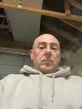 Richmcgee Show in webcam