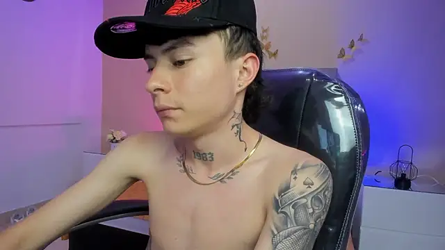 Nascary_Fox Live XXX-chat