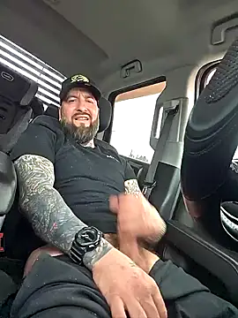 Beardedtattood webkamerás műsora