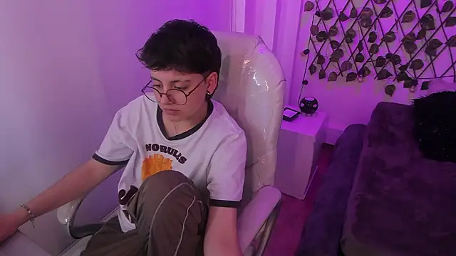 Nathaly_ds – Naživo XXX chat