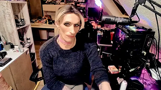 Manu3li Live XXX-chat