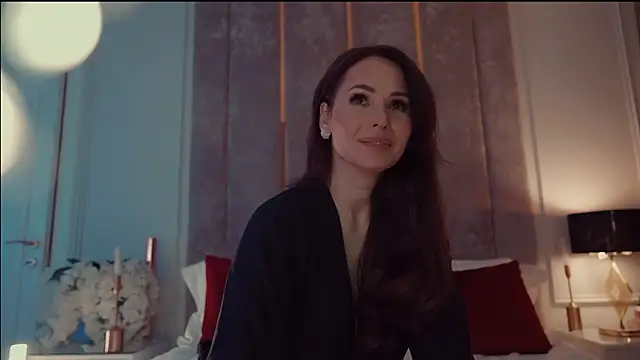 MilaDYstarlightのライブXXXチャット