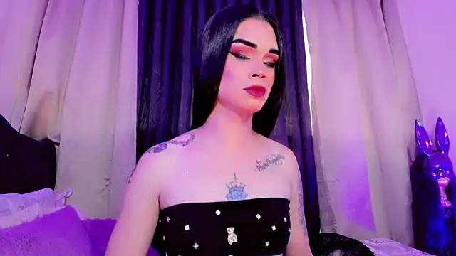 lesly_xx Show in webcam