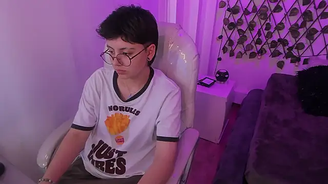 دردشة Nathaly_ds الجنسية المباشرة