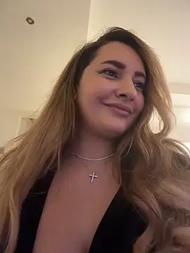 YaaraCollins Webcam show