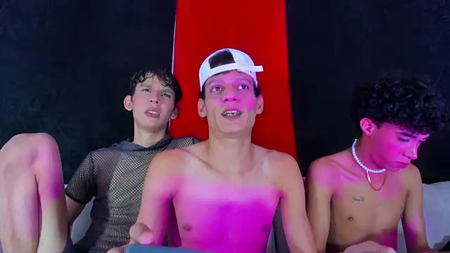 Pleasure_boys_hot Chat XXX live